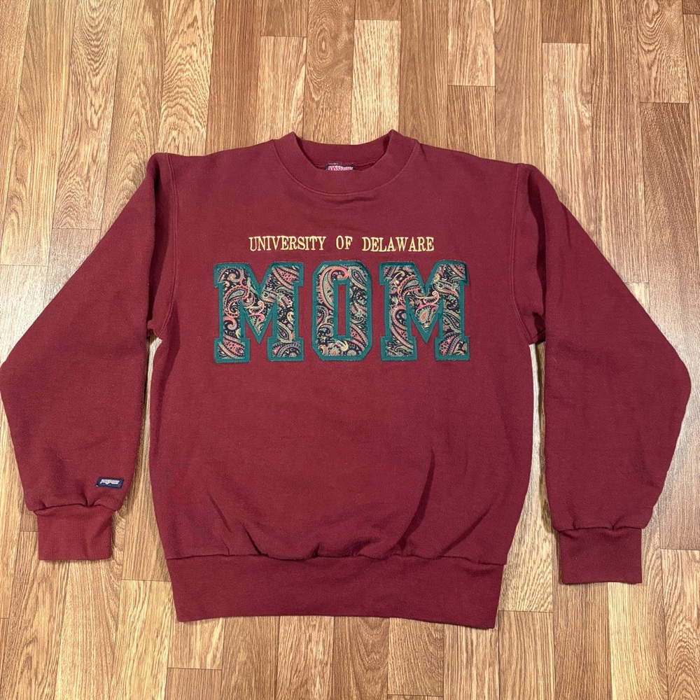 Jansport Maroon University of Delaware Mom Sweater